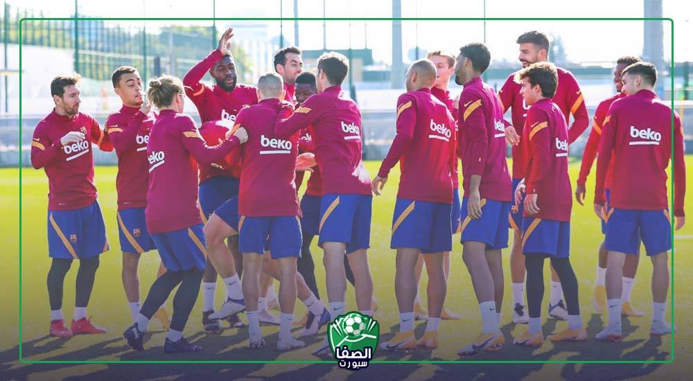 صورة قائمة برشلونة لمباراة ريال بيتيس مع التشكيل المتوقع