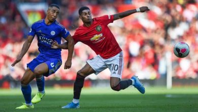 صورة مانشستر يونايتد و ليستر سيتي في مباراة قوية للانفراد بوصافة الدوري الانجليزي