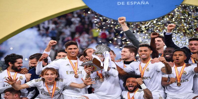 توج ريال مدريد بكأس السوبر في جده