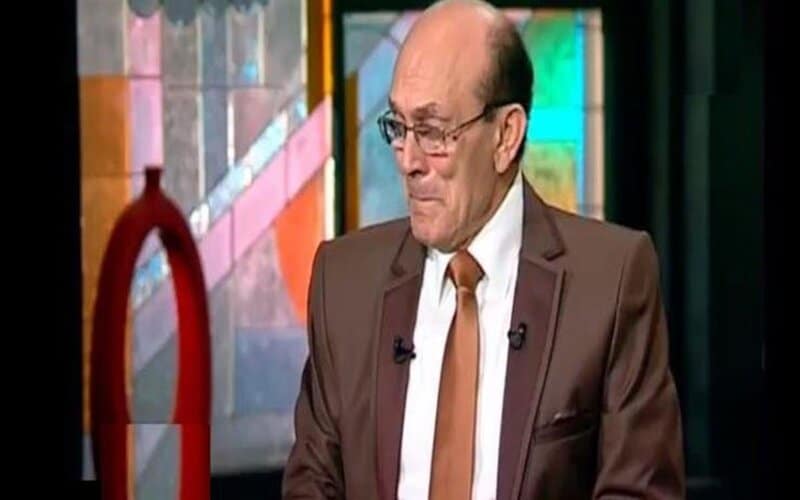 محمد صبحي يبكي على الهواء حزنا على هادي الجيار..فيديو ...